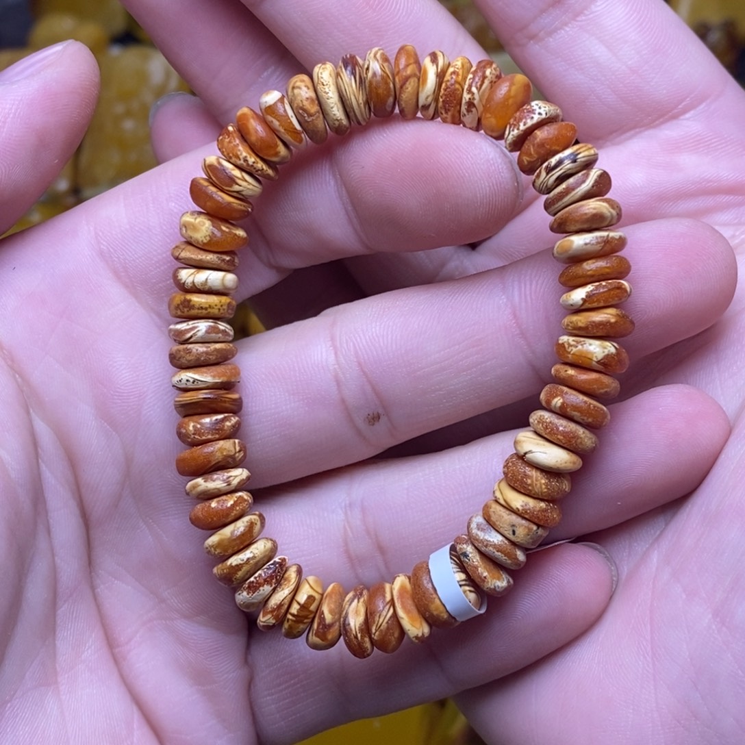 琥珀未镶嵌裸石蜜蜡