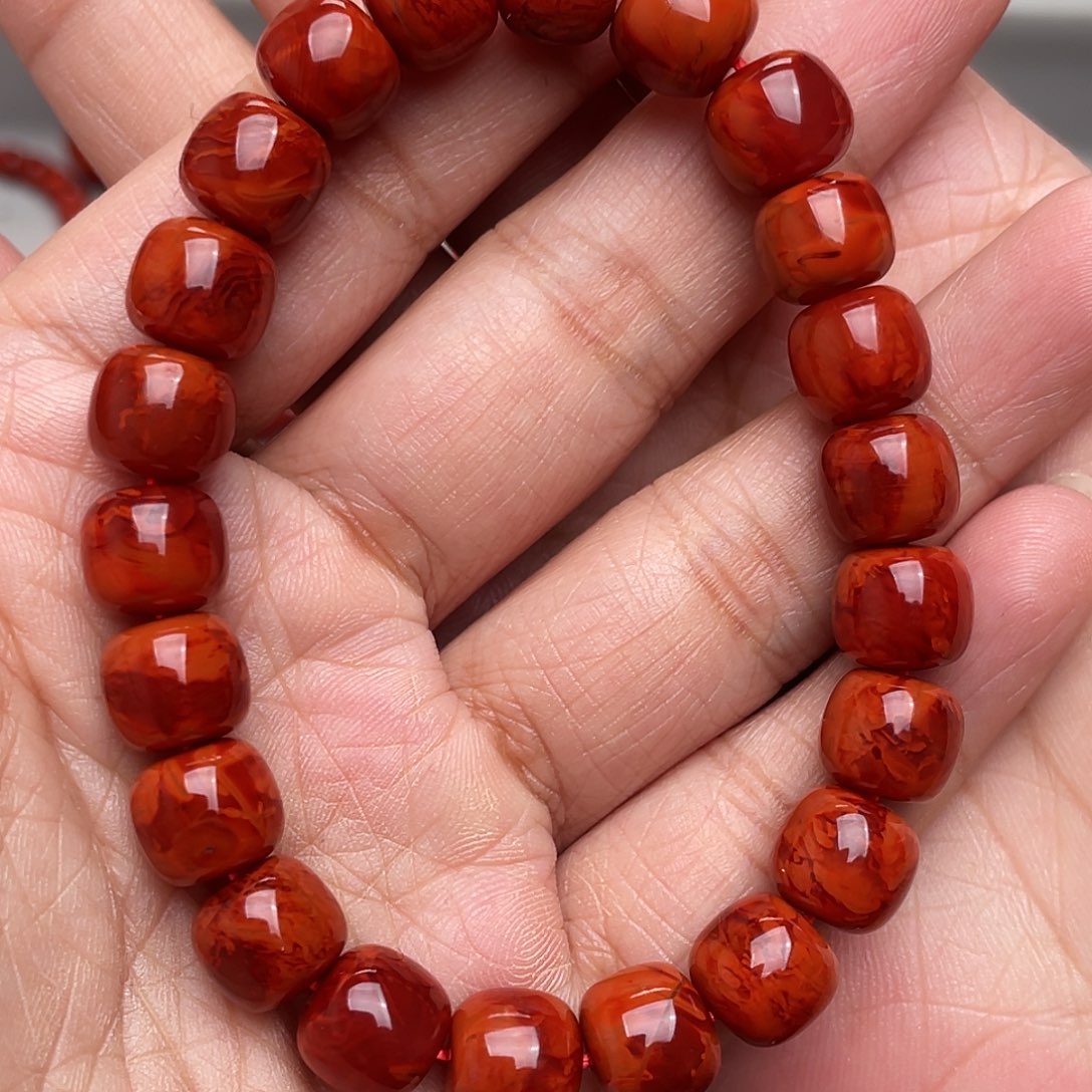 南红玛瑙吊坠未镶嵌M****?