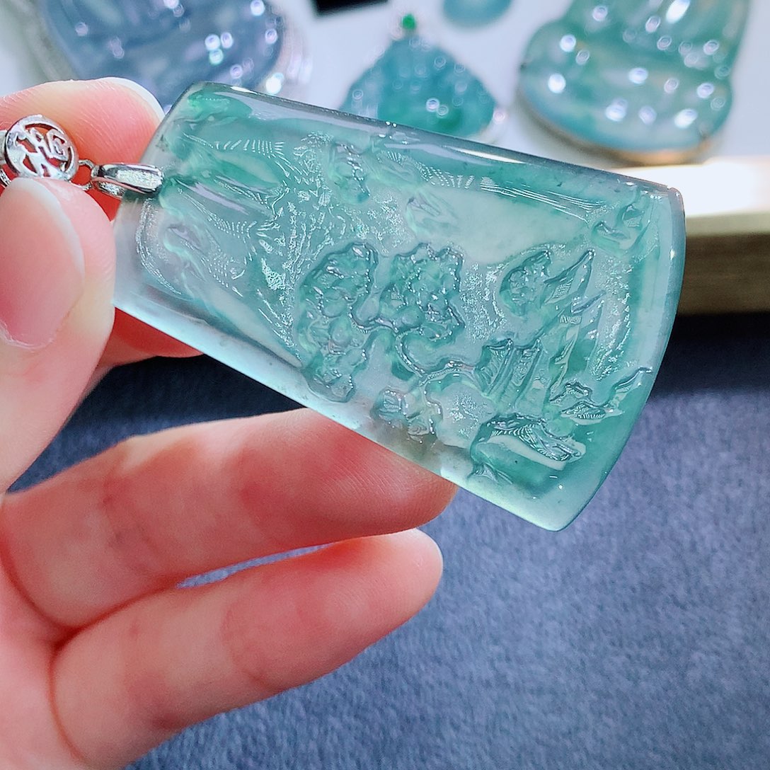 翡翠未镶嵌颈饰翡翠