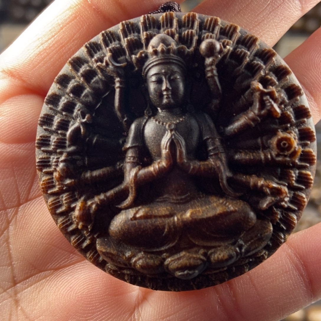 沉香木吊坠芬*利越南白棋楠