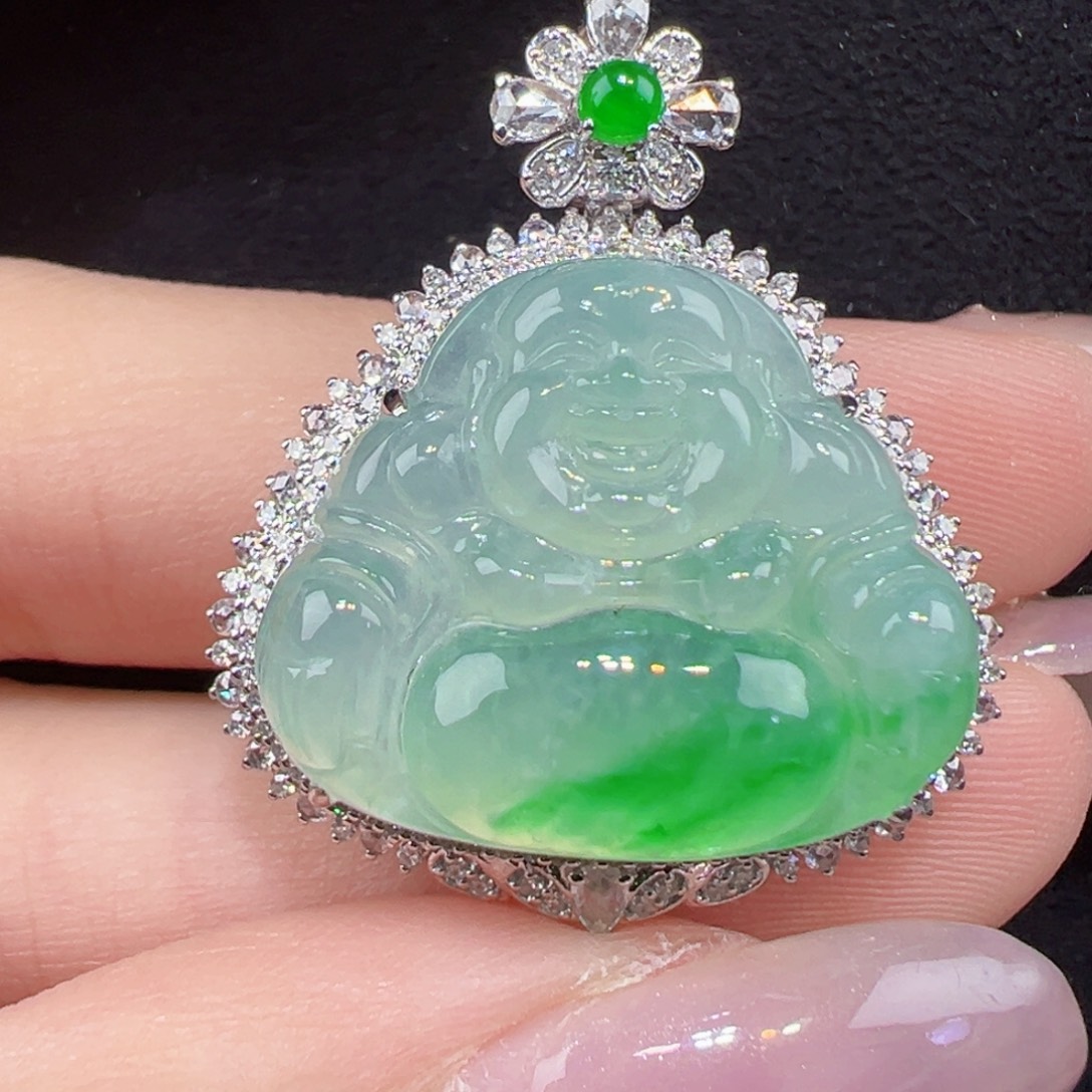 翡翠18K金镶嵌颈饰佛公