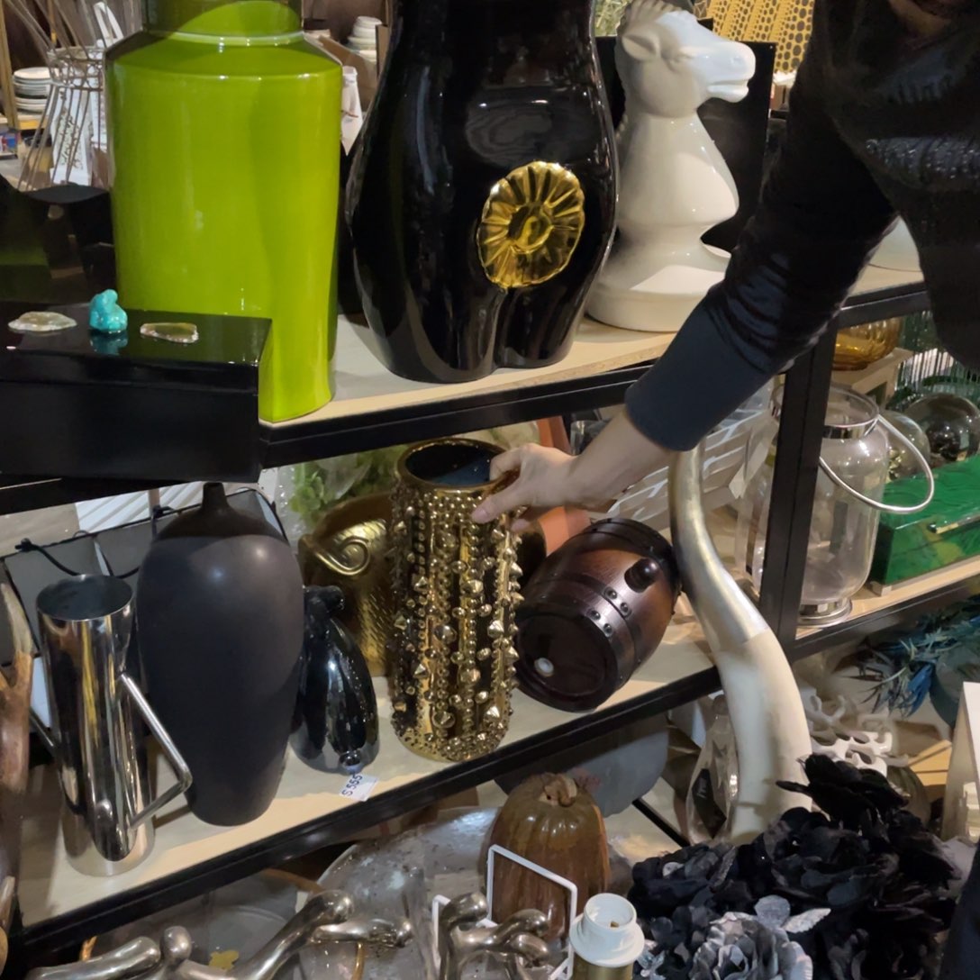 陶瓷花瓶，家居摆件。