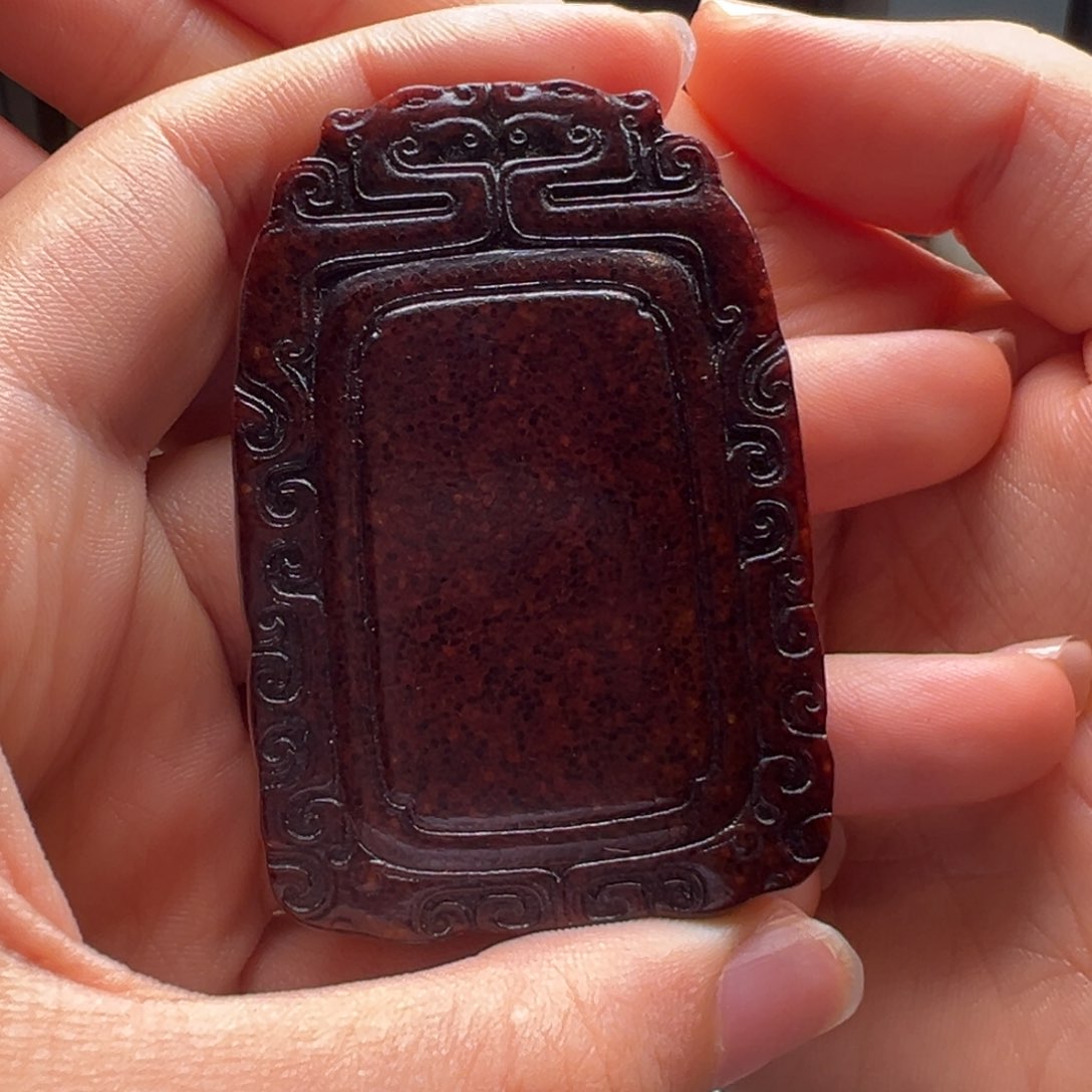 和田玉未镶嵌挂件鉴****）