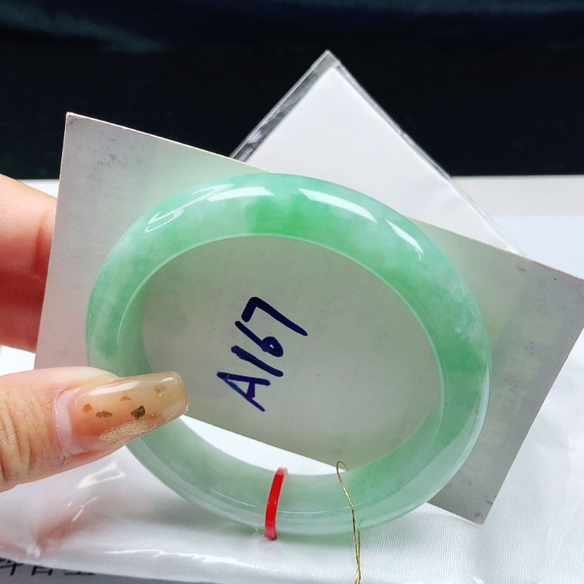 【闪购商品】翡翠手镯未镶嵌 正圈54+
