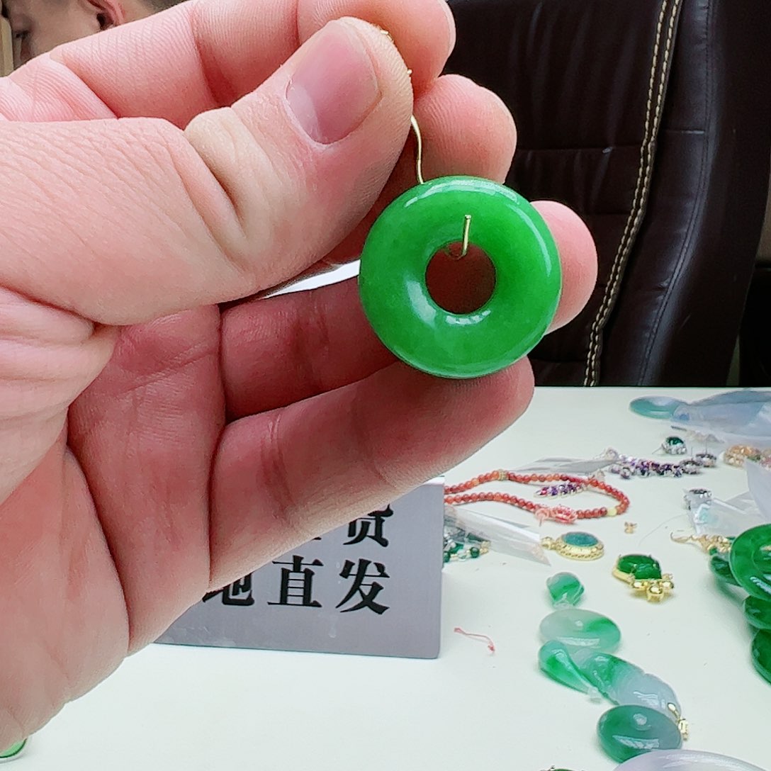 翡翠吊坠(赠链)银S925镶嵌