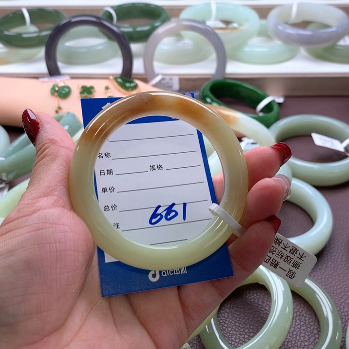 和田玉手镯54未镶嵌