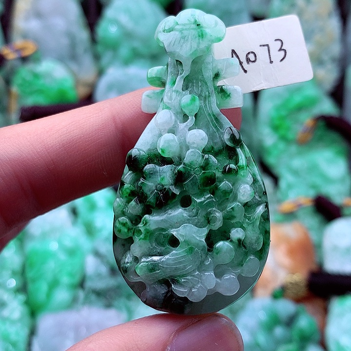 翡翠吊坠(不含链)未镶嵌