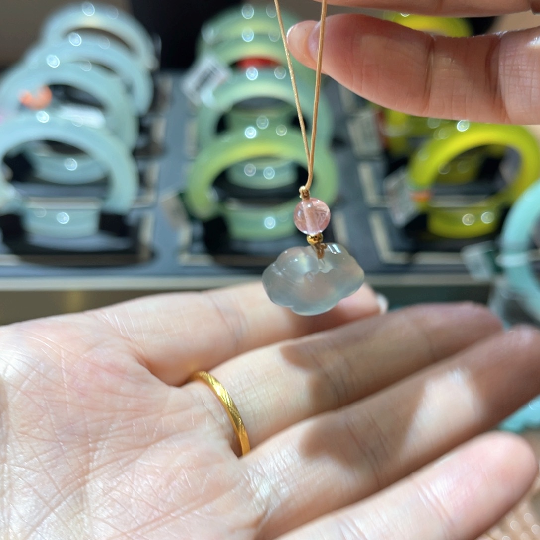 岫玉手镯未镶嵌手镯