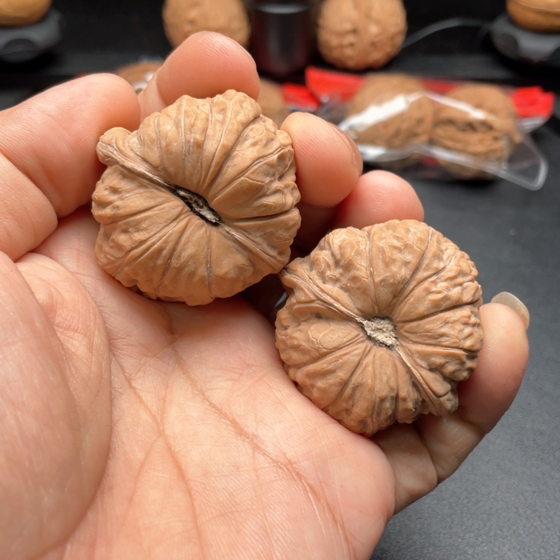 文玩核桃把件南瓜墩