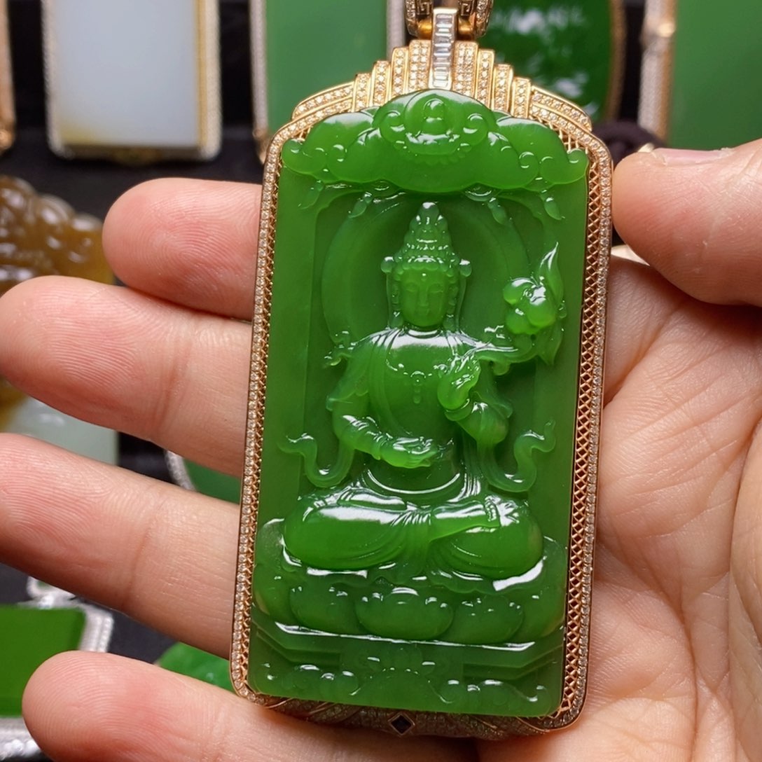 和田玉吊坠(不含链)18K金镶嵌快***天