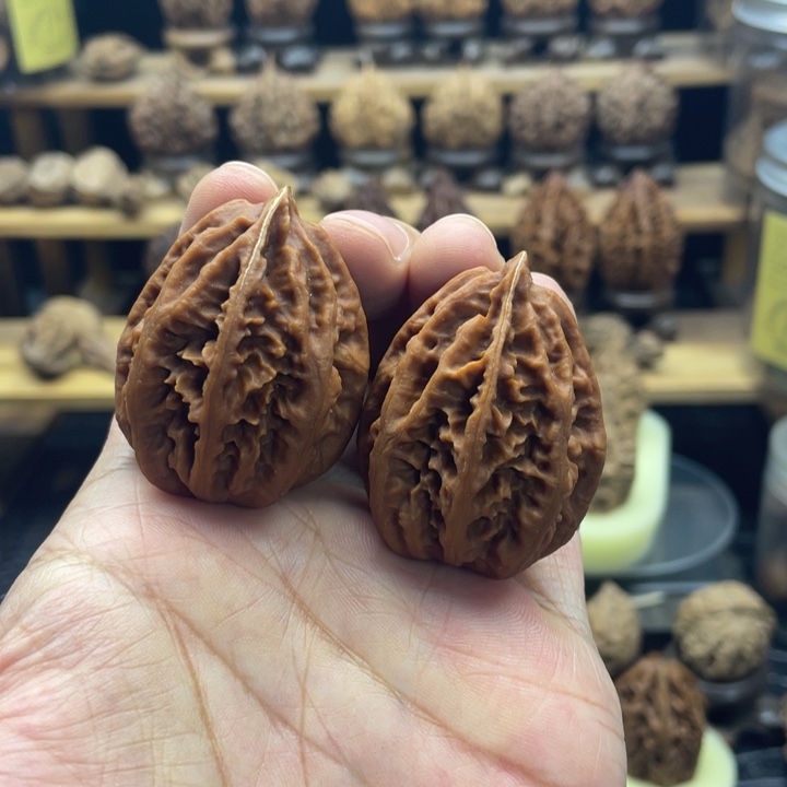 文玩核桃把件楸子17