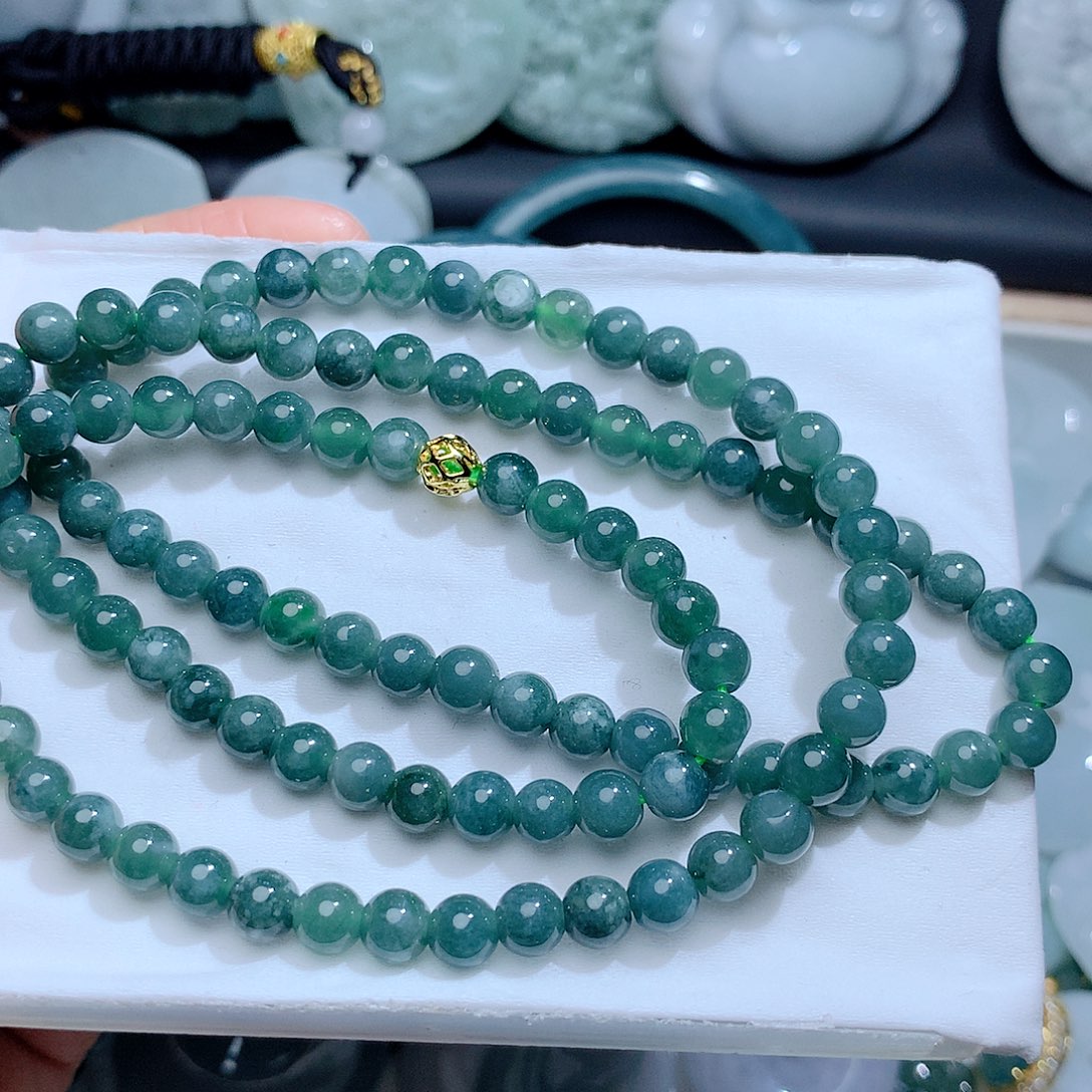 翡翠颈饰未镶嵌3473。