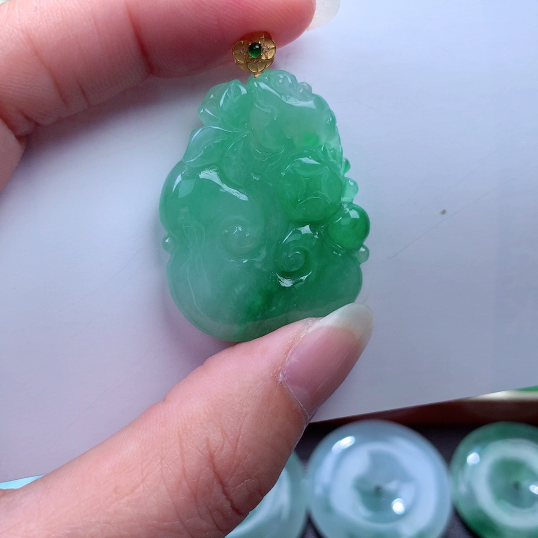 翡翠吊坠(不含链)18K金镶嵌丑*