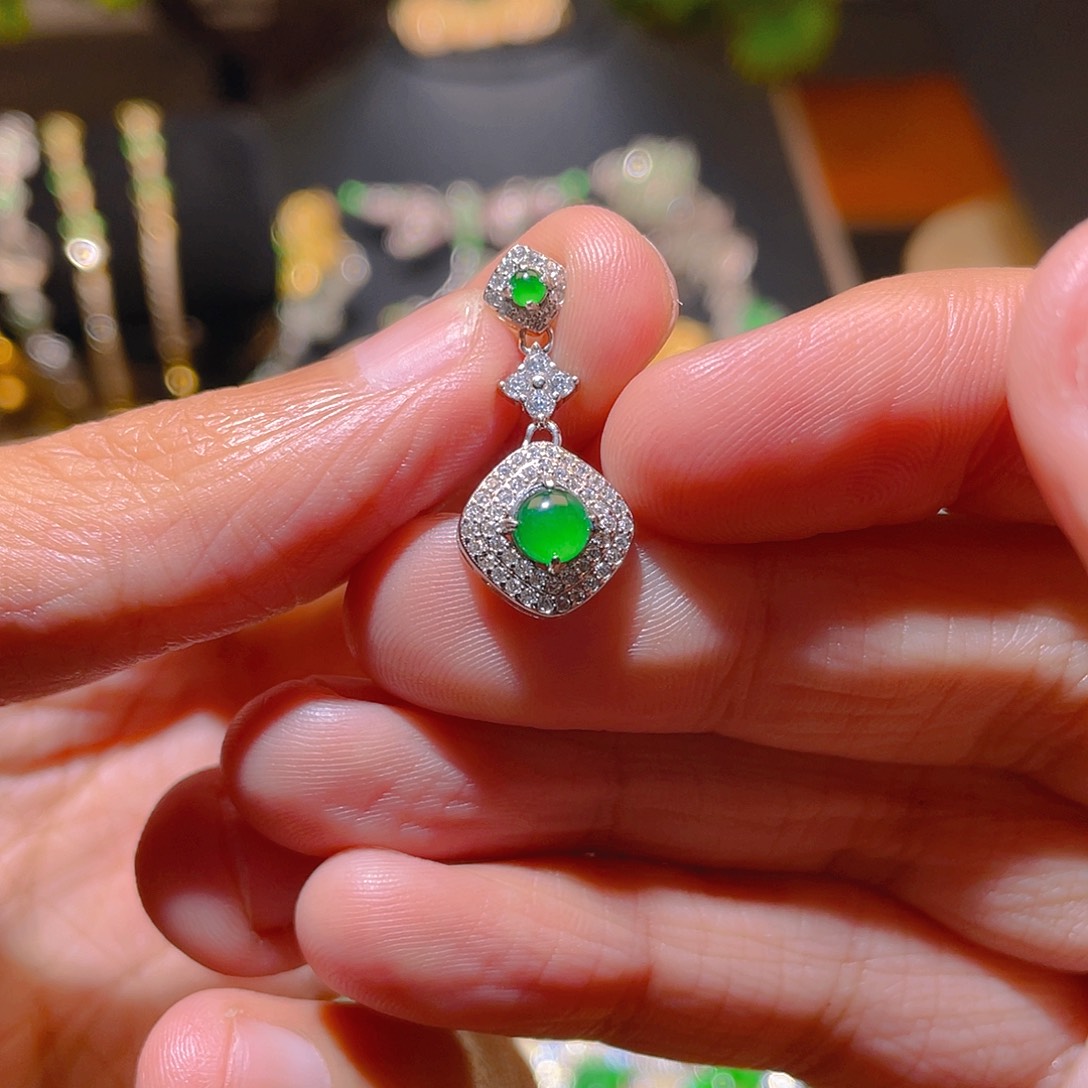 翡翠吊坠(不含链)银S925镶嵌