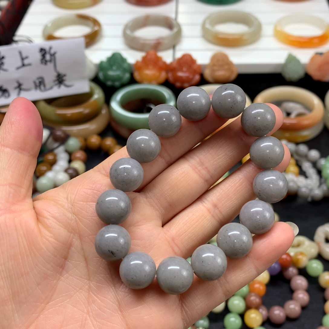 石英质玉手链未镶嵌