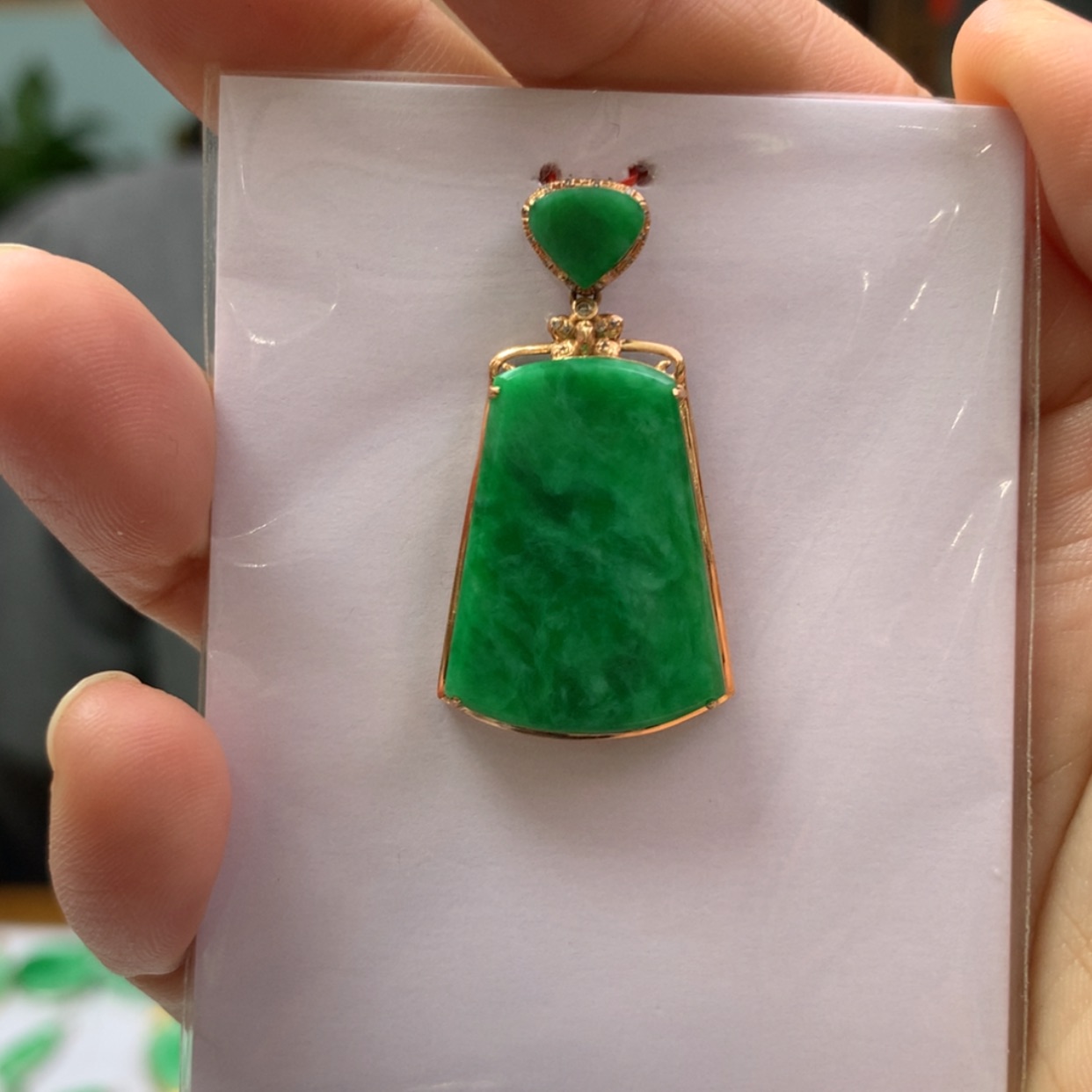 【闪购商品】翡翠颈饰18K金镶嵌翡翠首饰