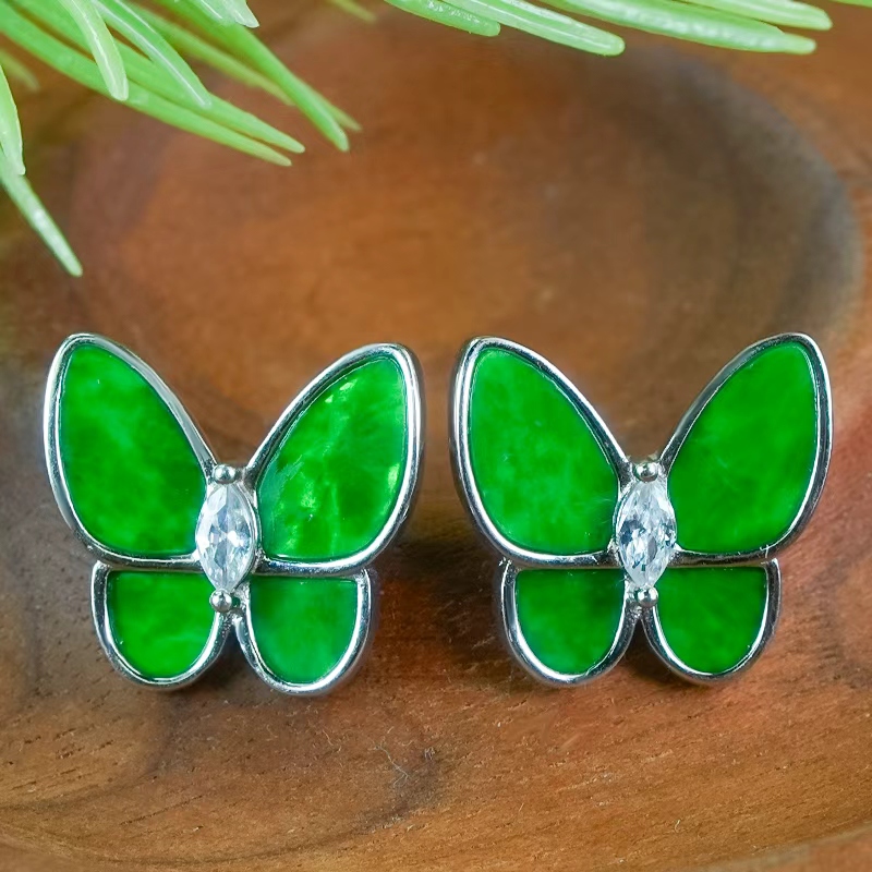 天然翡翠A货银镶嵌气质简约百搭款满绿翡翠玉蝴蝶耳钉