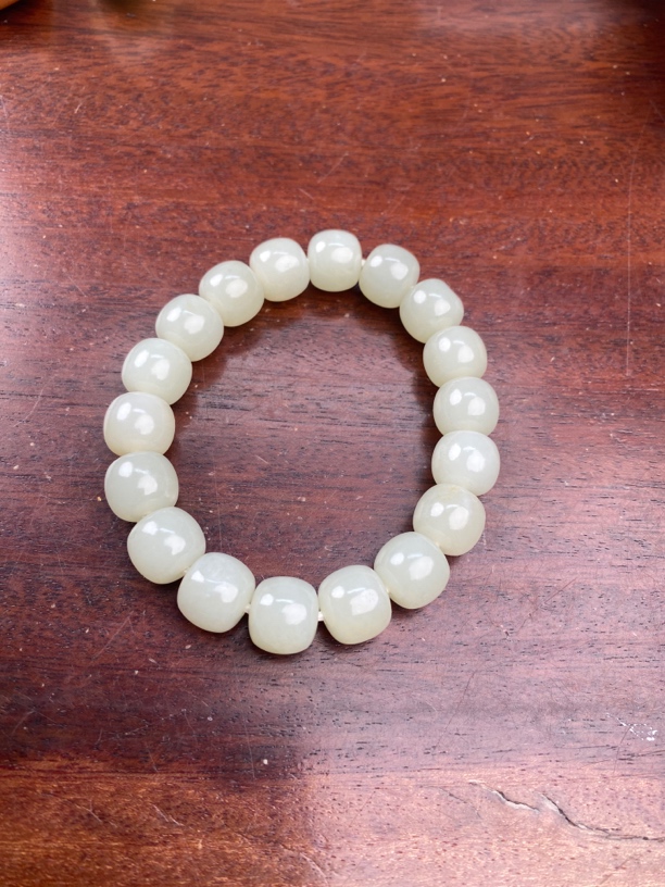 新疆和田玉手串11×12毫米