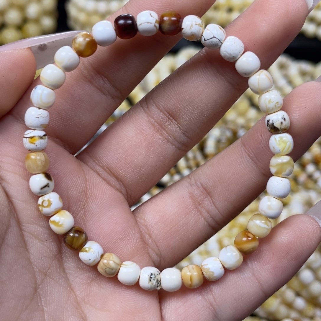 蜜蜡未镶嵌珠宝奇石5.5m