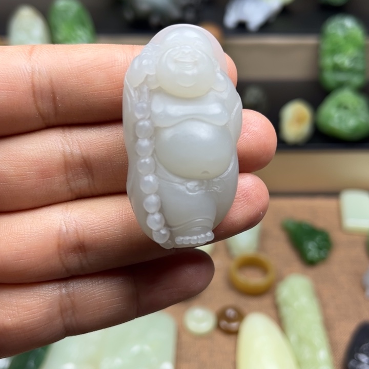 和田玉未镶嵌挂件