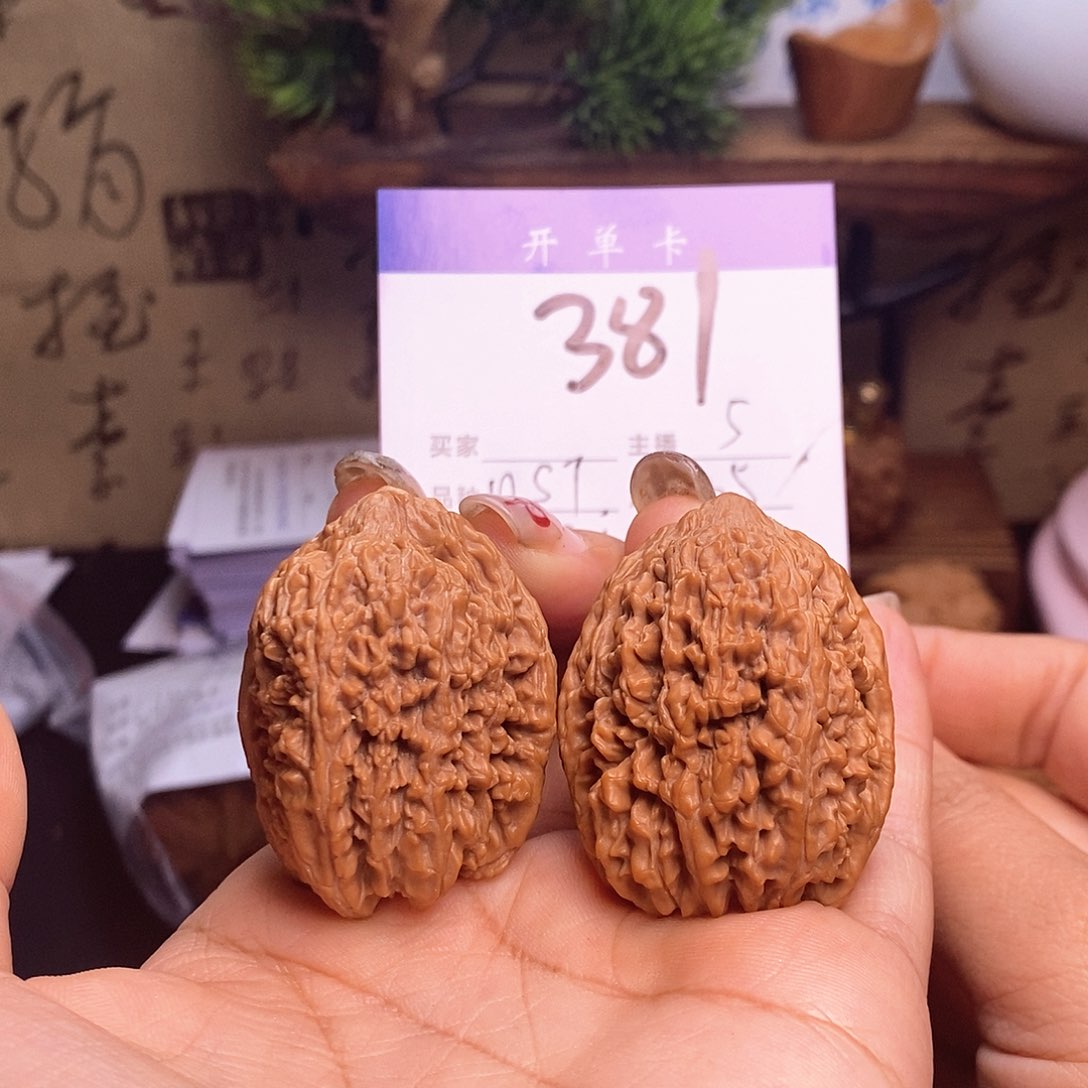 桃核吊坠热****党大蒜头35有修s