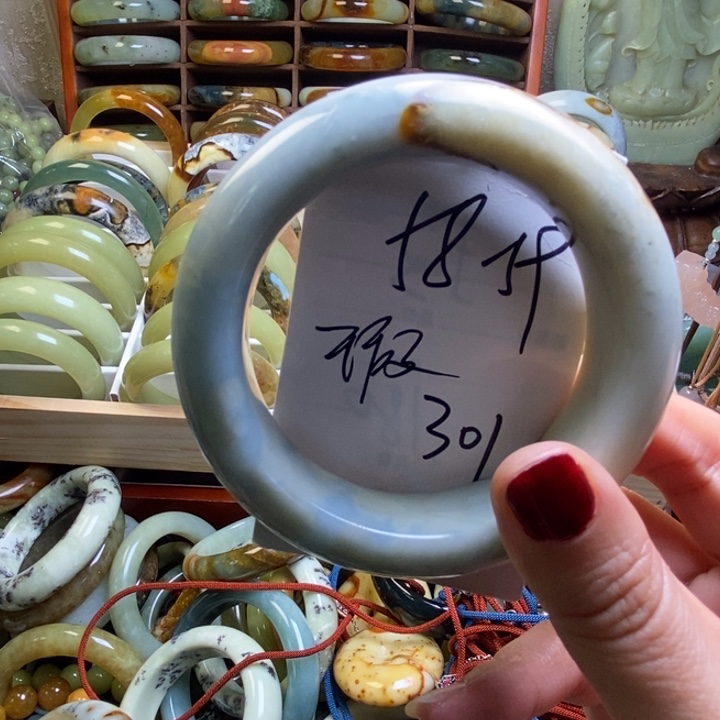 蛇纹石玉坠未镶嵌