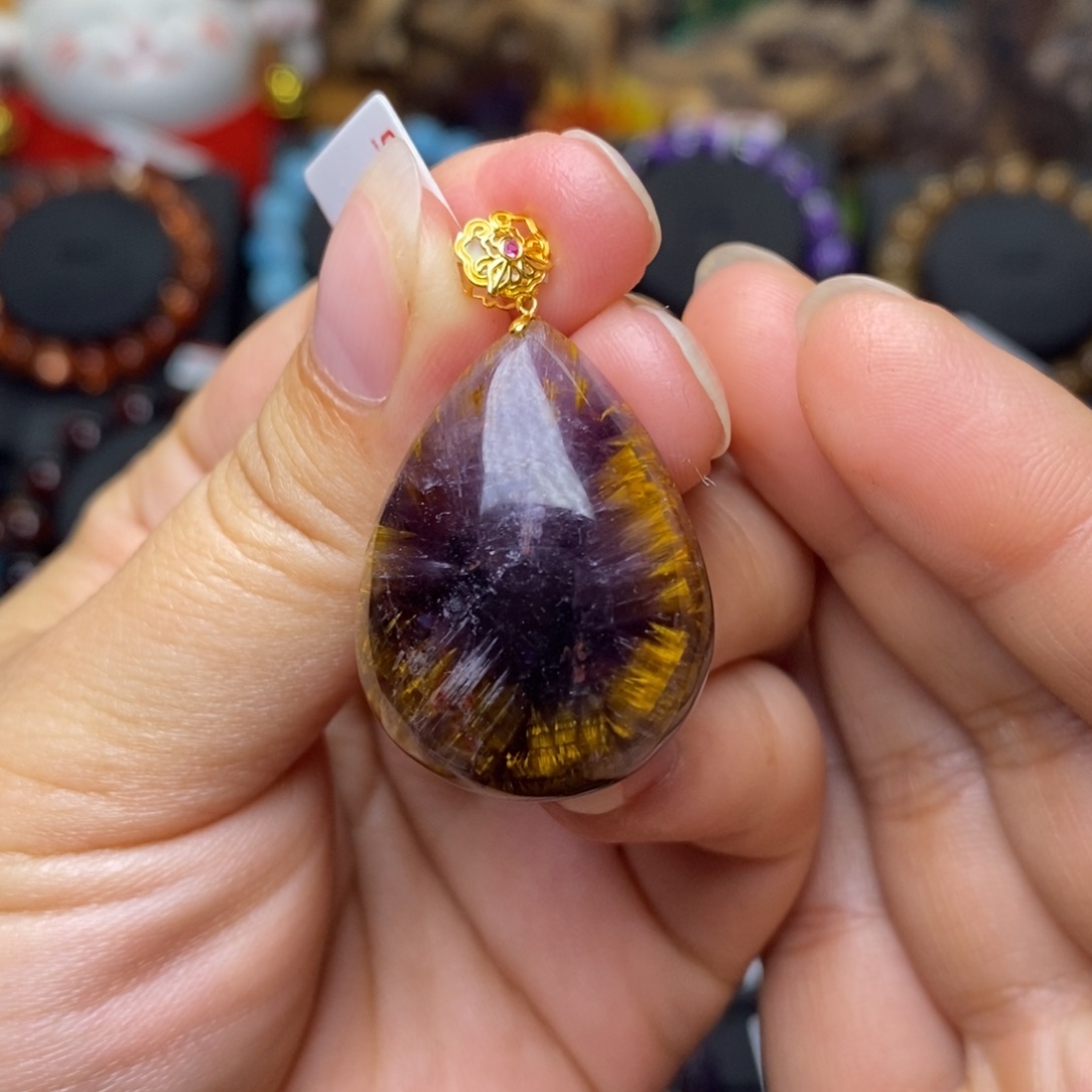 A014极光金多多水滴吊坠18K金镶嵌水晶