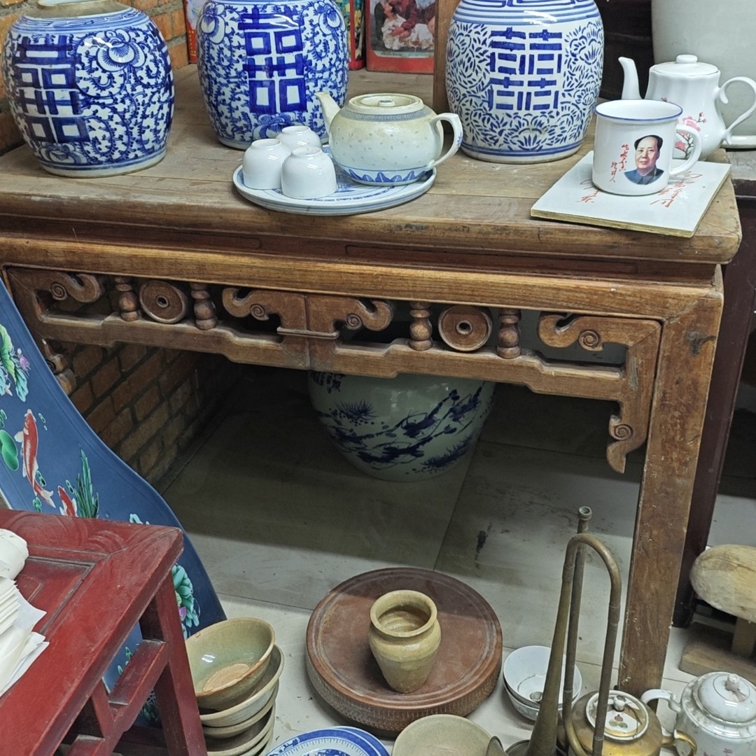 运费买家到付，不包邮，拍前慎重，八仙桌