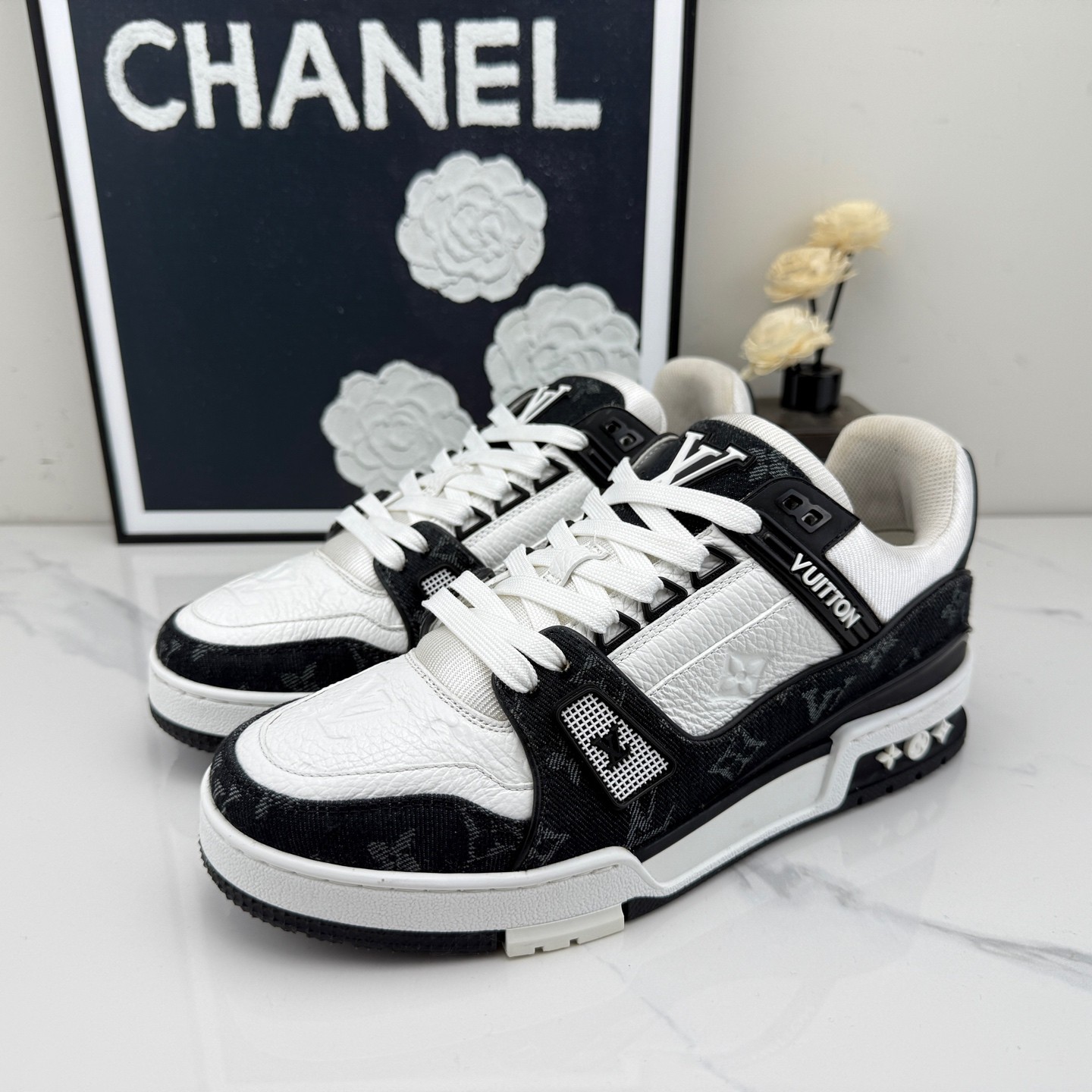 95新 LouisVuitton/路易威登 lv trainer黑白牛仔 39.5码/nn00173