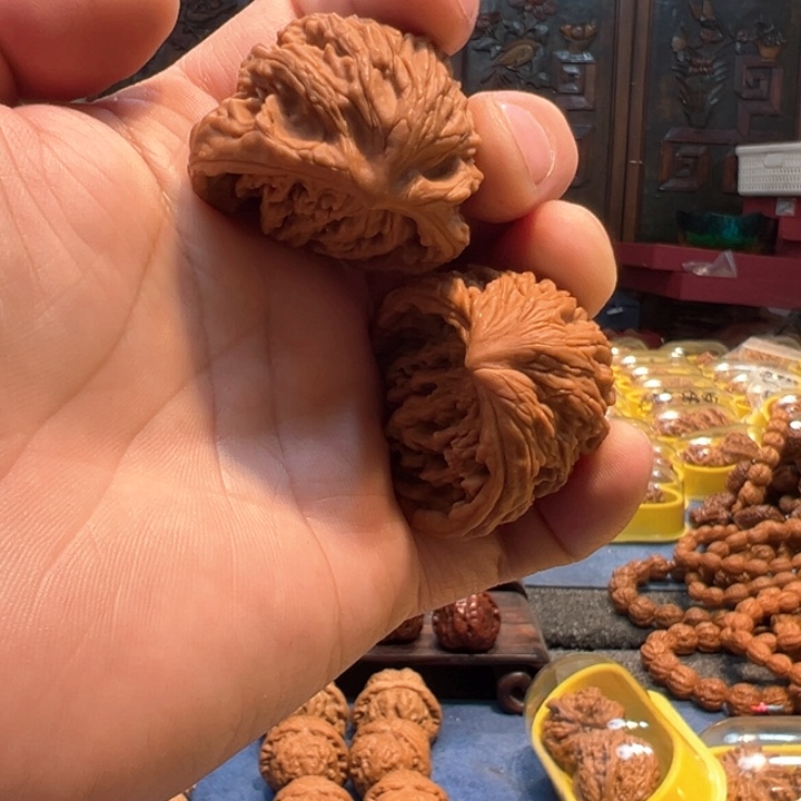 文玩核桃把件斐*诺虎头异形