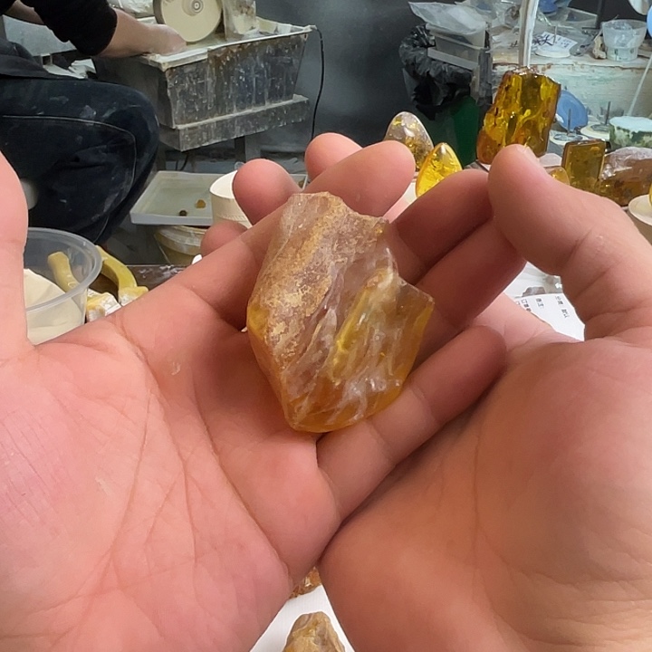 思***者定制琥珀未镶嵌天然琥珀蜜蜡