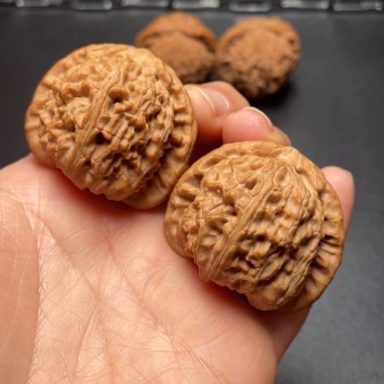 【闪购商品】把件文玩核桃老款白狮子……