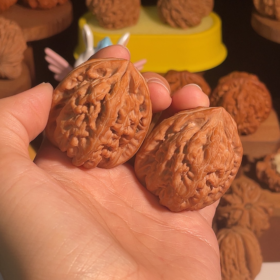 悲***鸡文玩核桃把件37红锦鲤小修