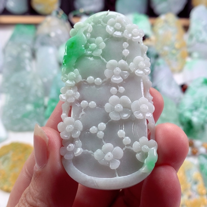 【闪购商品】翡翠吊坠(不含链)未镶嵌