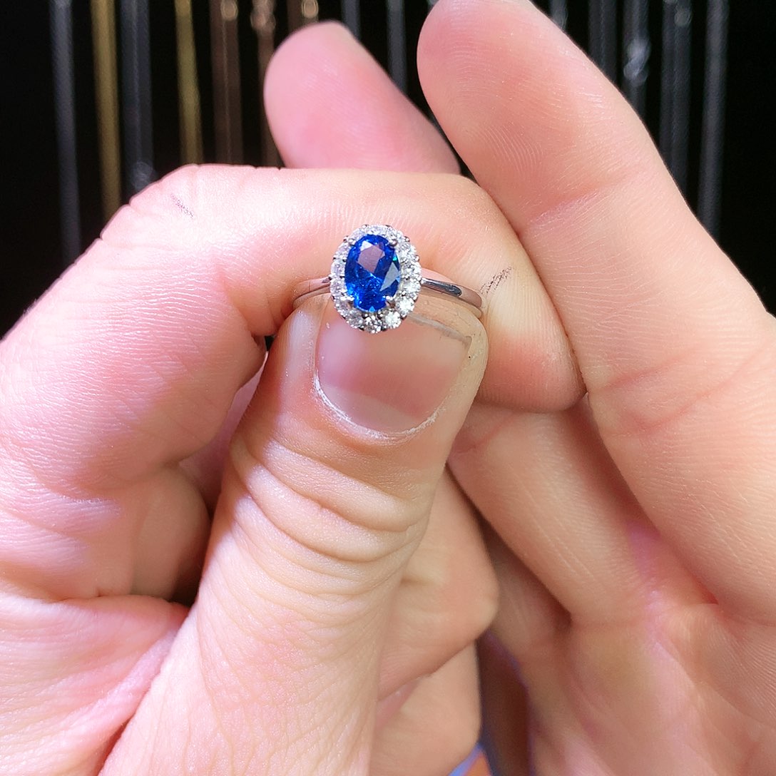 蓝宝石戒指银S925镶嵌