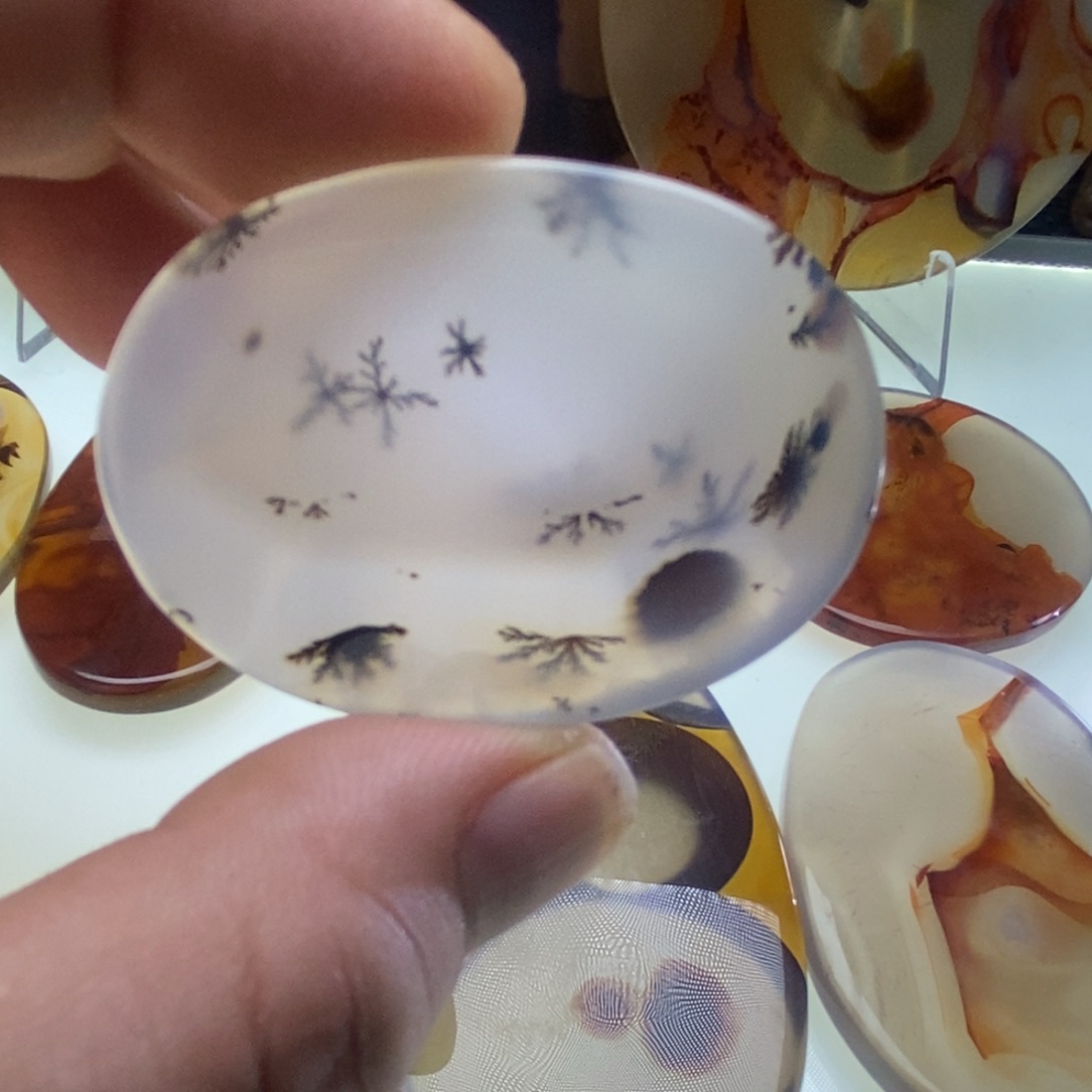 【闪购商品】玛瑙/玉髓颈饰未镶嵌