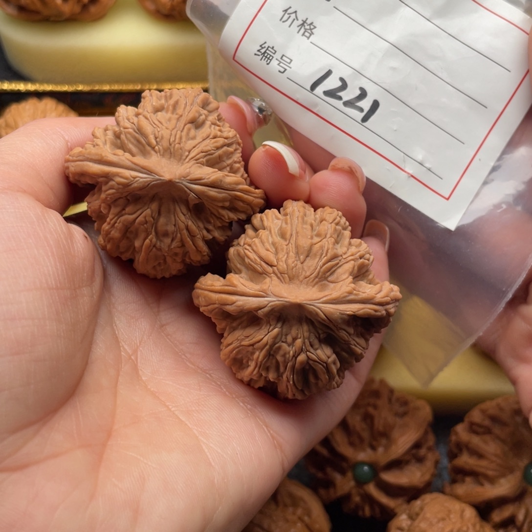吊坠文玩核桃1221号42虎头
