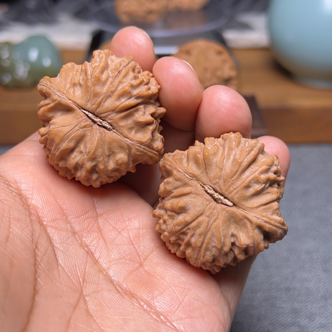 文玩核桃把件40小众狮子头