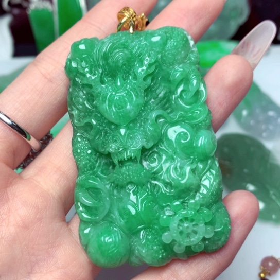翡翠吊坠(不含链)未镶嵌