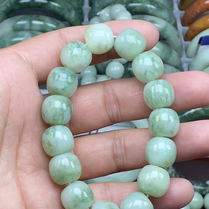 蛇纹石玉未镶嵌手链