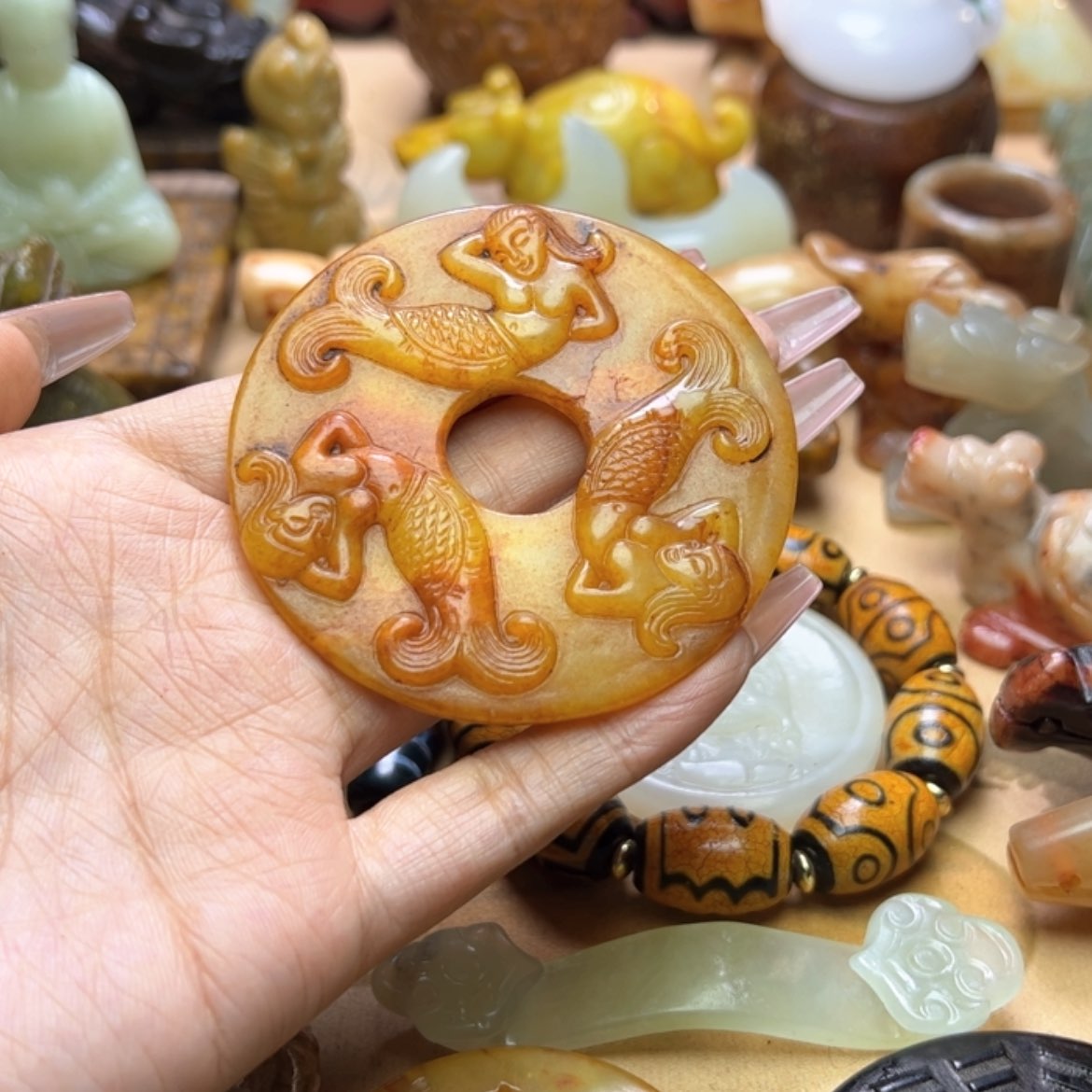 【闪购商品】蛇纹石玉颈饰未镶嵌