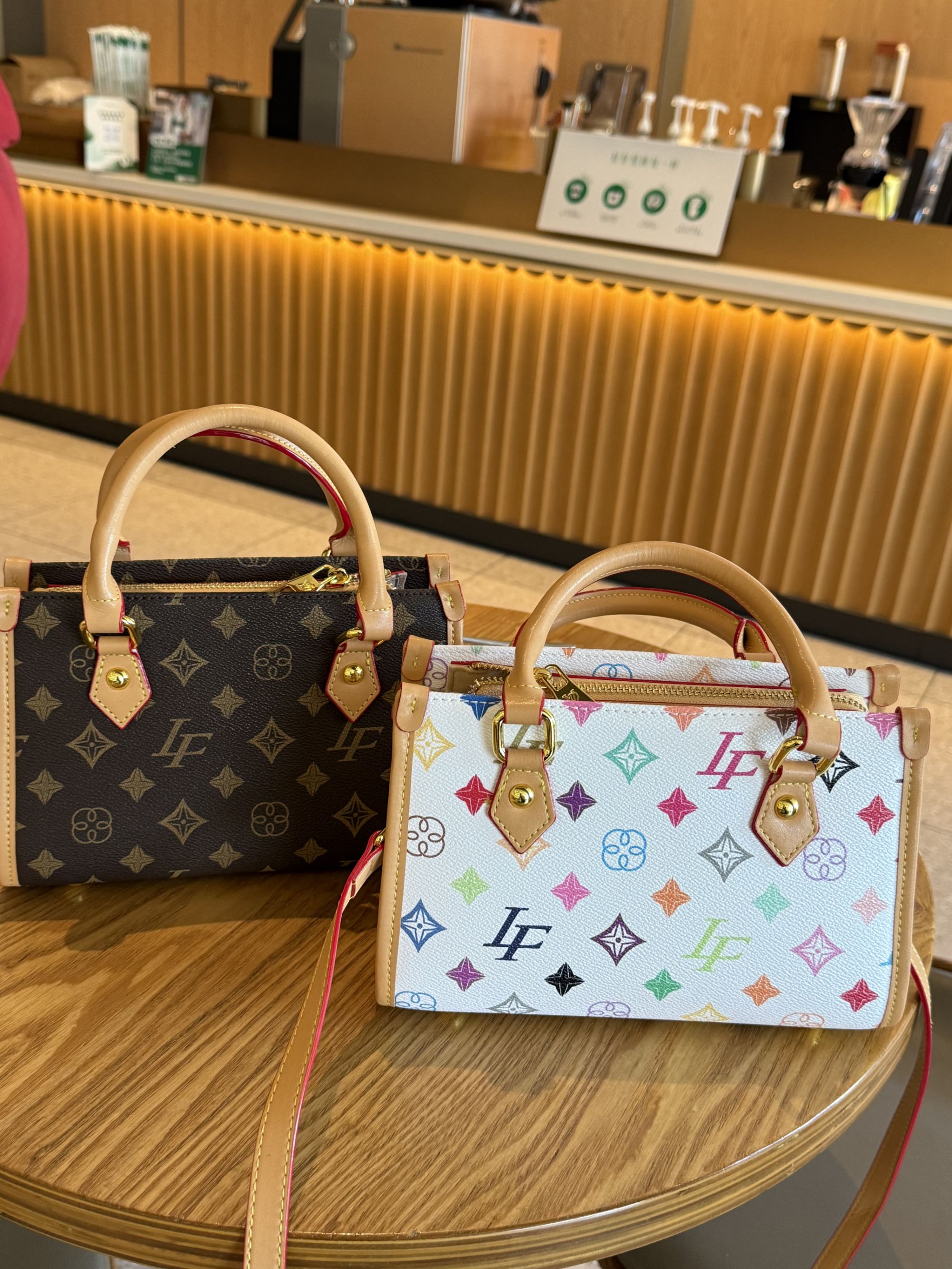 20259春夏新款包包女高级感手提小方包时尚单肩斜挎包多隔层