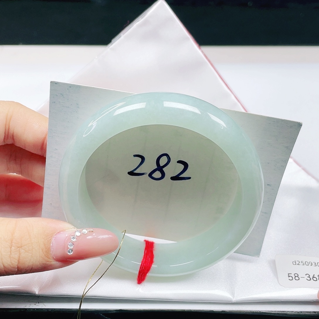 翡翠未镶嵌手镯 轮胎镯58+