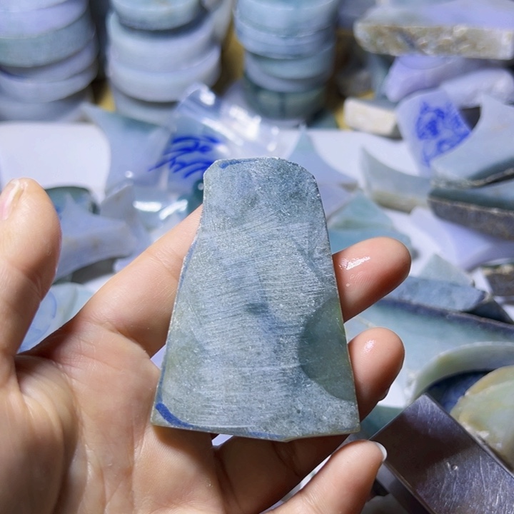 颈饰未镶嵌翡翠钢