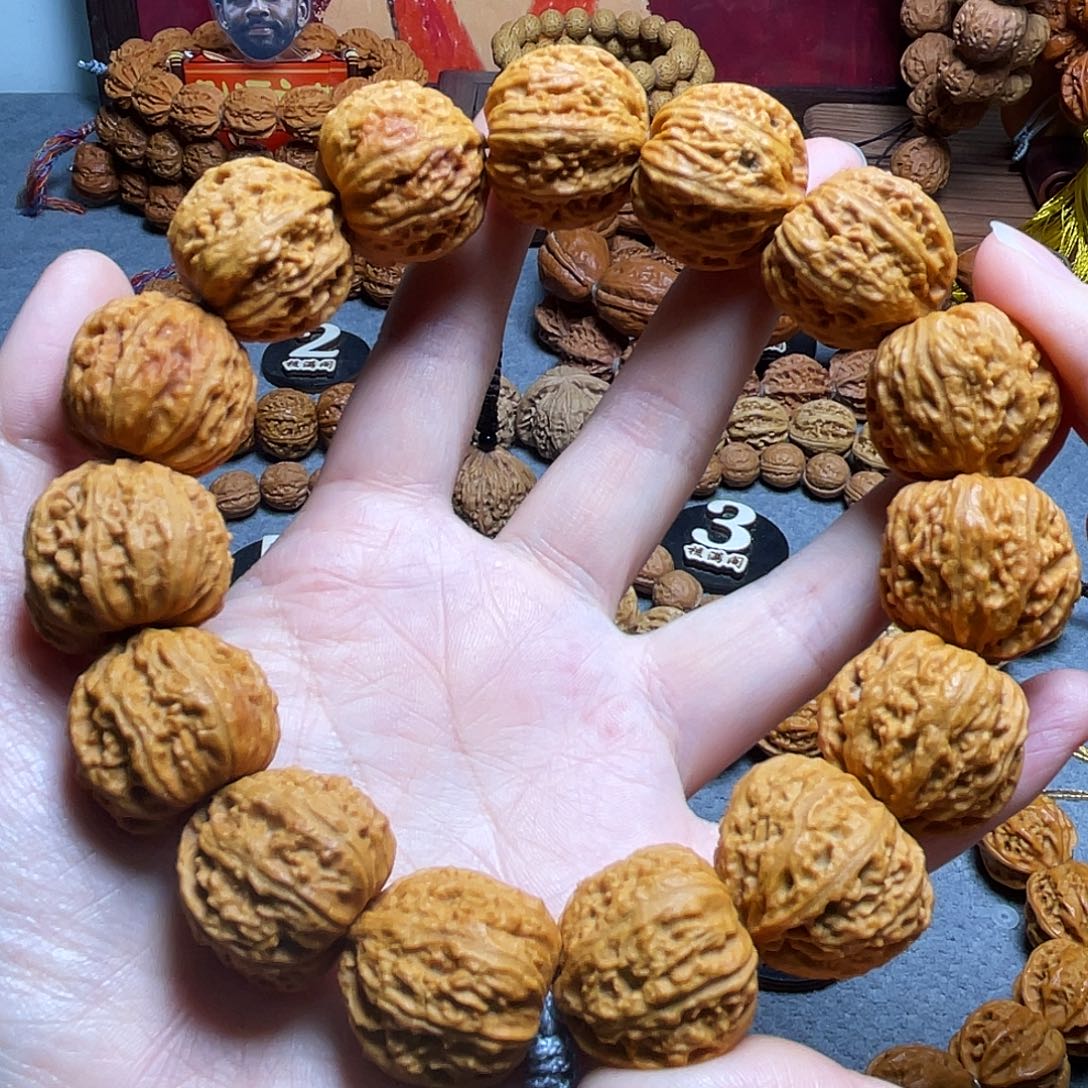 核桃黄皮方墩手持88