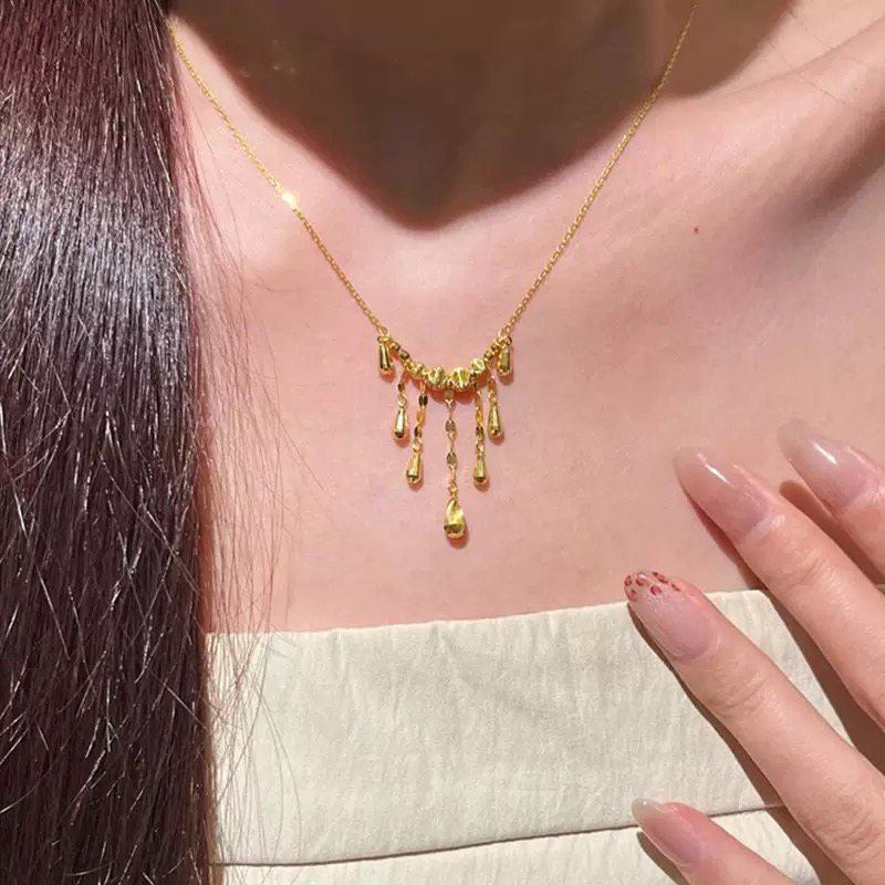 铜合金项链 金店同款猫眼流苏水滴项链法式轻奢百搭灵动感锁骨链