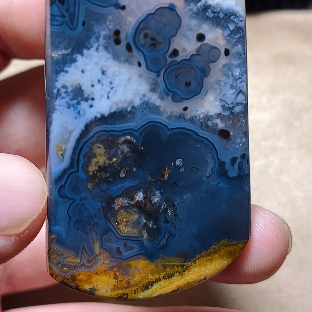 玛瑙/玉髓未镶嵌颈饰那**嘛