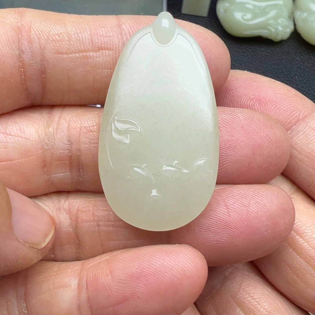 和田玉（糖玉）未镶嵌吊坠(不含链)