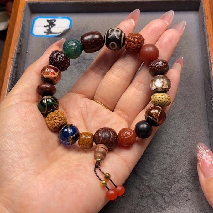 金刚菩提吊坠菩提