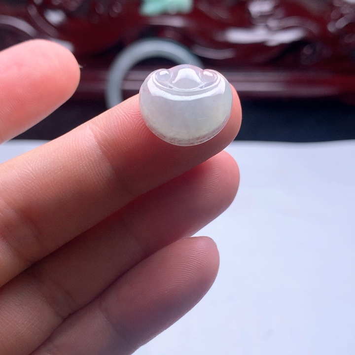 翡翠颈饰未镶嵌如意头1